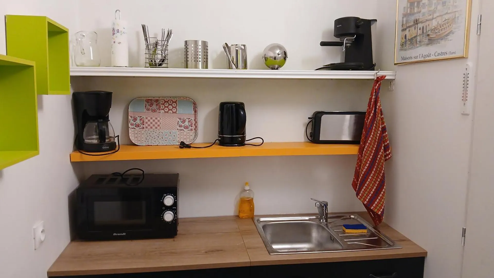 Homestay Le Courteline Apartment Castres