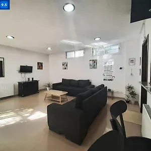 Studio Très Bien Situé Au Jardin D El Menzah 1 Appartement Tunis