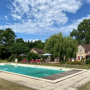Sfeervol Vakantiehuis Op Landgoed Aan De Dordogne Hébergement de vacances